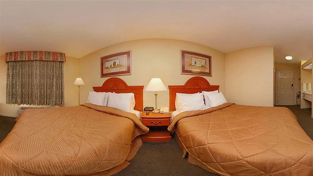 Hotel Days Inn By Wyndham Concord