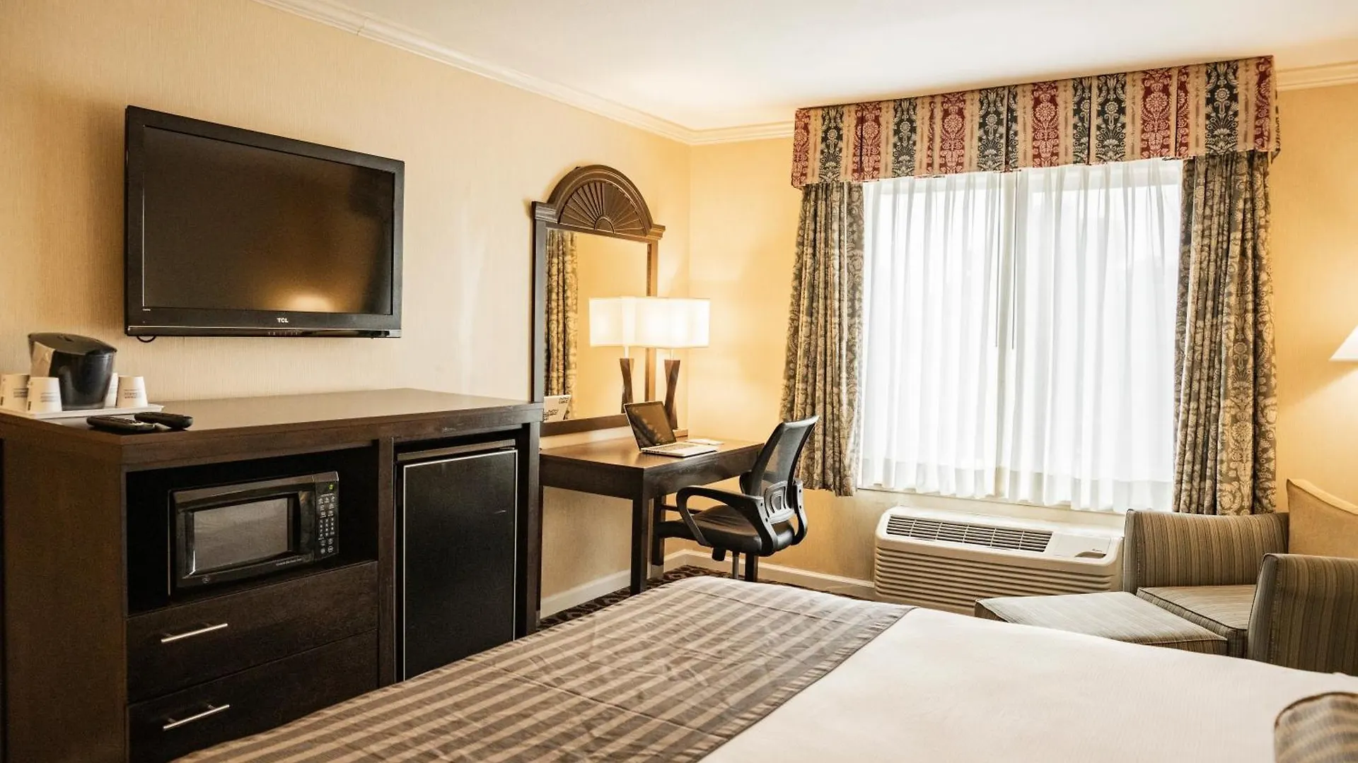 Hotel Days Inn By Wyndham Concord