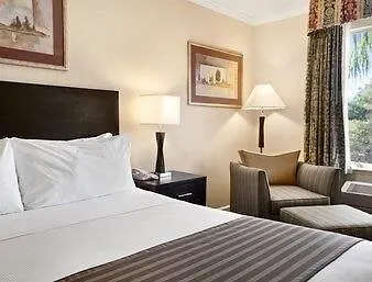 Days Inn By Wyndham Concord 2*,